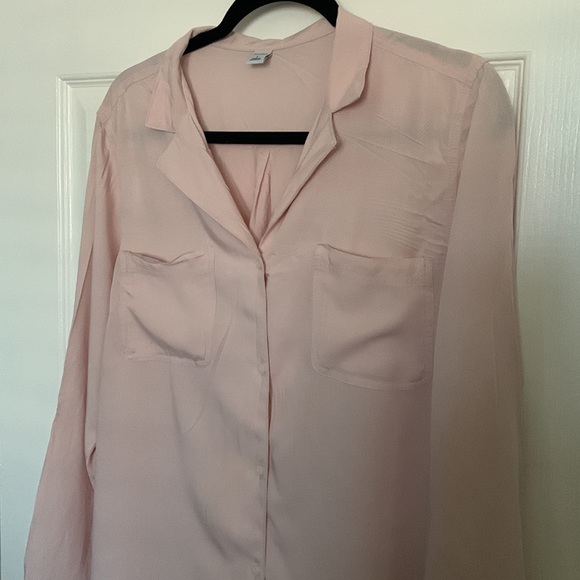 Pink button down Blouse - Picture 2 of 5